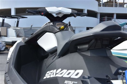 Sea-Doo Spark 2 Up 900 HO IBR - 4