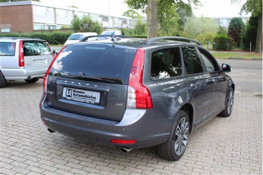 Volvo V50 - 2.5 T5 230pk AWD Standkachel Dynaudio Xenon - 1