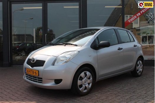 Toyota Yaris - 1.3 VVTi Sol Airco/Trekhaak - 1