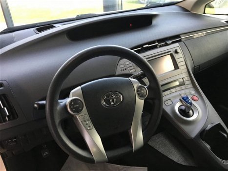 Toyota Prius - 1.8 Comfort Navigatie Cruisecontrol - 1