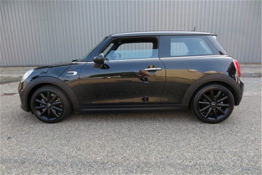 Mini Mini Cooper - 1.5 Chili Business Automaat /Navi/Clima/Leder/Pdc/1e Eig/NAP/Garantie - 1