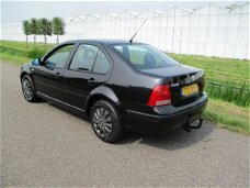 Volkswagen Bora - 1.6-16V Met Airco