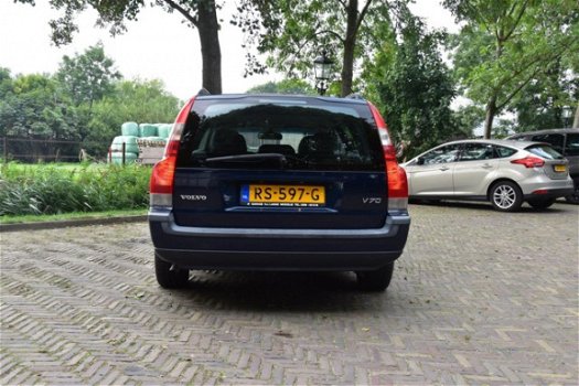 Volvo V70 - 2.4 Comfort Line - 1