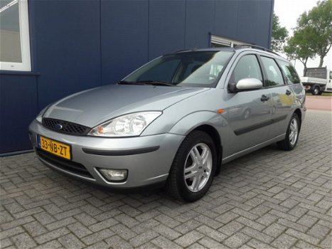 Ford Focus Wagon - 1.6-16V Collection - 1