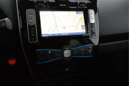 Nissan LEAF - Acenta 24 kWh incl. ACCU Navigatie, Climate Control, Lm velgen, Achteruitrijcamera - 1
