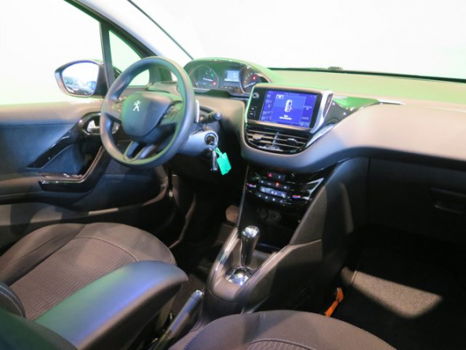 Peugeot 208 - 5drs 1.2 AUTOMAAT | NAVI | PDC - 1