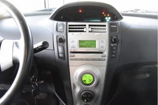 Toyota Yaris - 1.3 VVTi Luna MMT Automaat Airco All in Prijs Inruil Mogelijk - 1