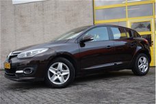 Renault Mégane - 1.5 dCi 5drs Expression BJ2014 LED | Navi | Bluetooth