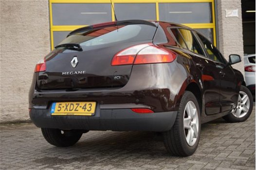 Renault Mégane - 1.5 dCi 5drs Expression BJ2014 LED | Navi | Bluetooth - 1
