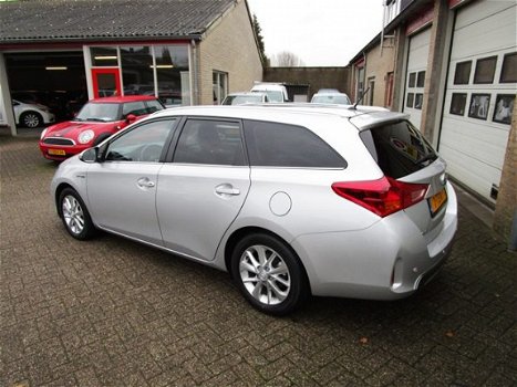 Toyota Auris Touring Sports - 1.8 Hybrid Lease+ - 1