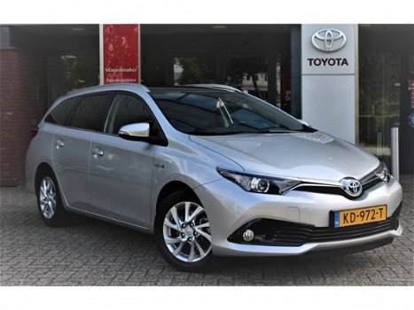 Toyota Auris Touring Sports - 1.8 Hybrid Trend Pano - 1