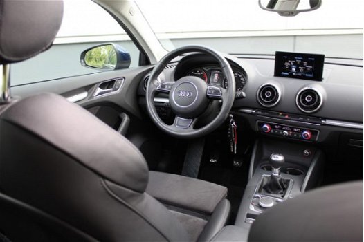 Audi A3 Sportback - 1.4 TFSI CoD Ambition Pro Line S | Schuif/kanteldak | Navigatie | Parkeersensore - 1