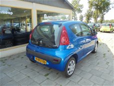 Peugeot 107 - 1.0 12V E-VTI 68PK 3DR 2010 Inruil Mogelijk