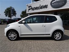 Volkswagen Up! - 1.0 move up BlueMotion, CLUB uitvoering Airco, LMV, 15inch, striping