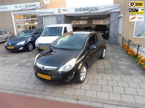 Opel Corsa - 1.2-16V Cosmo - 1