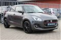 Suzuki Swift - 1.0 Stijl Smart Hybrid Carbon Edition / Navigatie / Adaptive cruise / 17