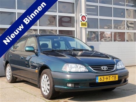 Toyota Avensis - 2.0-16V Linea Sol Airco, Elekt Pakket, Met Nieuwe Apk - 1