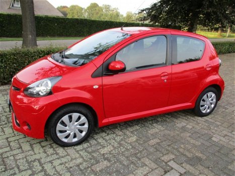 Toyota Aygo - 1.0 VVT-i Access ; Navi, airco - 1