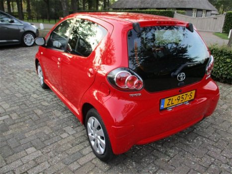 Toyota Aygo - 1.0 VVT-i Access ; Navi, airco - 1