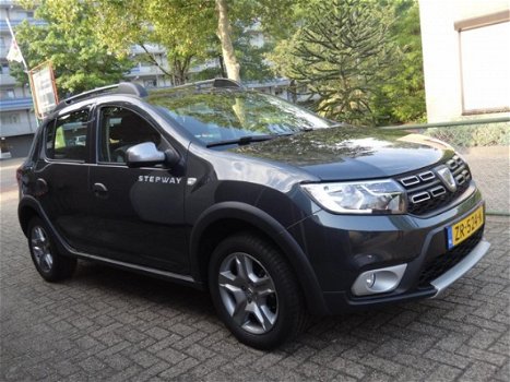 Dacia Sandero - Stepway 0.9 TCe SL Stepway navi, camera, airco - 1