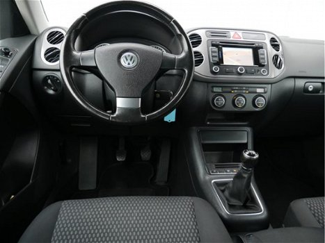 Volkswagen Tiguan - 1.4 TSI Comfort&Design Climate/Trekhaak/Navigatie - 1