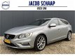 Volvo V60 - D2 R-Design / Trekhaak / Navigatie / 18