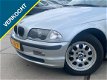 BMW 3-serie - 320i Executive/Clima/CruiseC/APK 07-2020 - 1 - Thumbnail