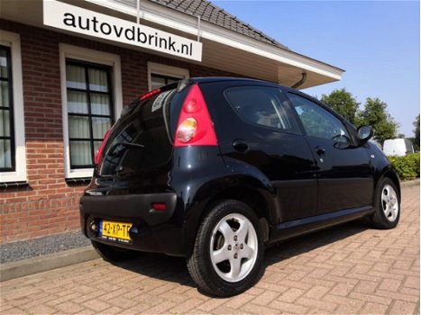 Peugeot 107 - 1.0-12V XS 5DRS AIRCO - 1