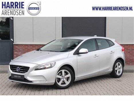 Volvo V40 - T4 180PK Aut. Kinetic, Afn. Trekhaak, Cruise Control - 1