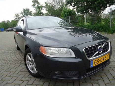 Volvo V70 - 1.6D DRIVe Momentum - BWJR 2010 - NAVIGATIE - 1