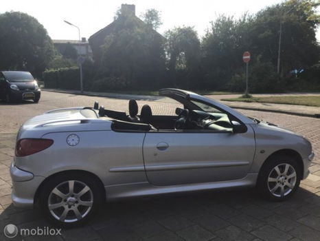 Peugeot 206 - 1.6-16V Quiksilver - 1