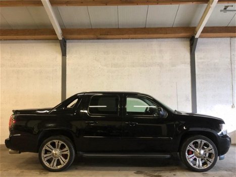 Chevrolet Avalanche - USA 5.3 V8 4WD LPG, Clima, Cruise, Leder, Xenon, Schuifdak - 1