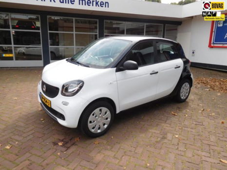 Smart Forfour - 1.0 Pure Climate Control-Audio-Cruise Control - 1
