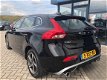 Volvo V40 - 2.0 D4 Ocean Race Business R-line | Winter Sale Voordeel - 1 - Thumbnail