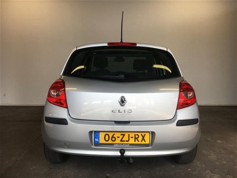 Renault Clio - 1.6-16V Dynamique Comfort LPG G3 NW. MOD - 1