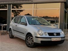 Volkswagen Polo - 1.2-12V *AIRCO*3DRS*NWEAPK*EERSTEEIGENAAR