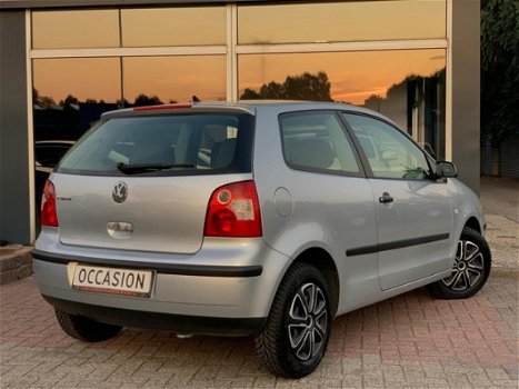 Volkswagen Polo - 1.2-12V *AIRCO*3DRS*NWEAPK*EERSTEEIGENAAR - 1