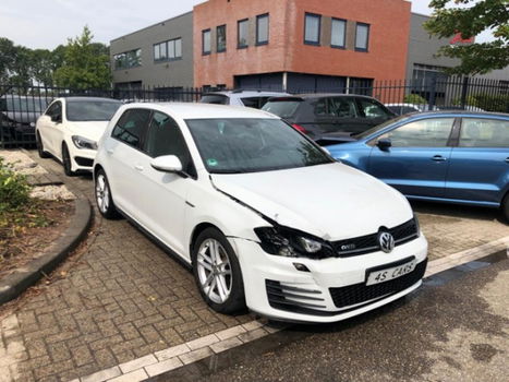 Volkswagen Golf - 2.0 GTD CAMERA/NAVI 2017 RIJDBAAR - 1