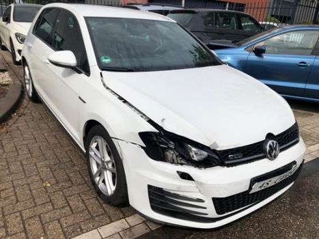 Volkswagen Golf - 2.0 GTD CAMERA/NAVI 2017 RIJDBAAR - 1