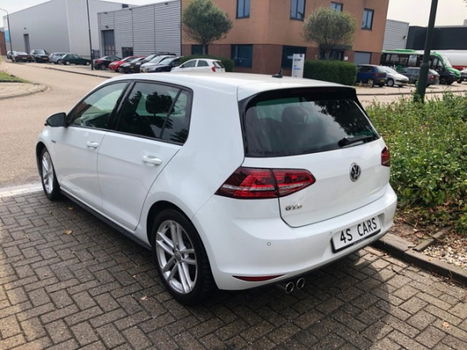 Volkswagen Golf - 2.0 GTD CAMERA/NAVI 2017 RIJDBAAR - 1