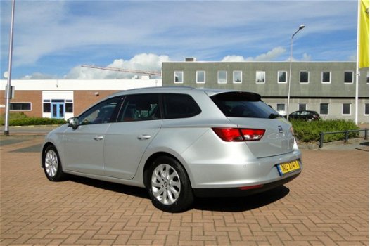 Seat Leon - 1.0 EcoTSI 115PK Style Connected NAVI/PDC/ECC - 1