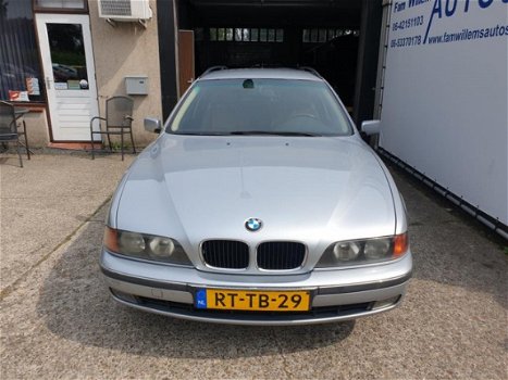 BMW 5-serie Touring - 528i Executive Automaat - 1