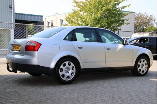 Audi A4 - 2.0 Automaat / Youngtimer / Dealer onderhouden - 1