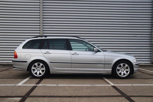 BMW 3-serie Touring - 328i Executive | Nieuwe APK | Automaat - 1