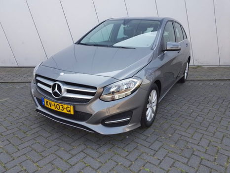 Mercedes-Benz B-klasse - 180 Ambition | AUTOMAAT | NAVIGATIE | AIRCO | HOGE ZIT - 1