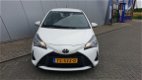 Toyota Yaris - 1.0 VVT-i Energy I Navigatie I Achteruitrijcamera - 1 - Thumbnail