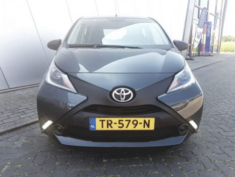 Toyota Aygo - 1.0 VVT-i x-fun l Airco l Bluetooth - 1