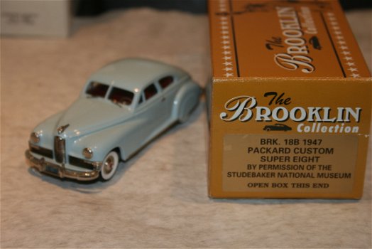 Packard Custom Super Eight 1/43 Brooklin - 3