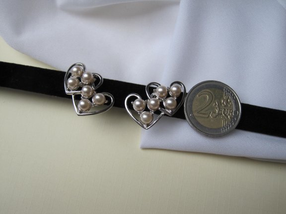 Oorbellen Ora zilverkleurig dubbel hart model met parelkralen 2.8x2.2 cm schroefmodel - Afbeelding 5