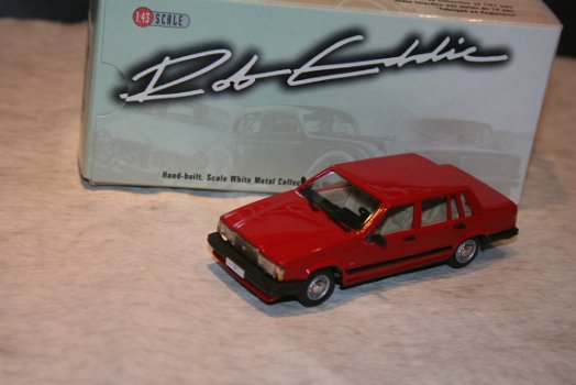 Volvo 740 GL 1/43 Robeddie Brooklin - 4